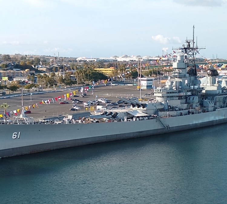 battleship-uss-iowa-museum-photo